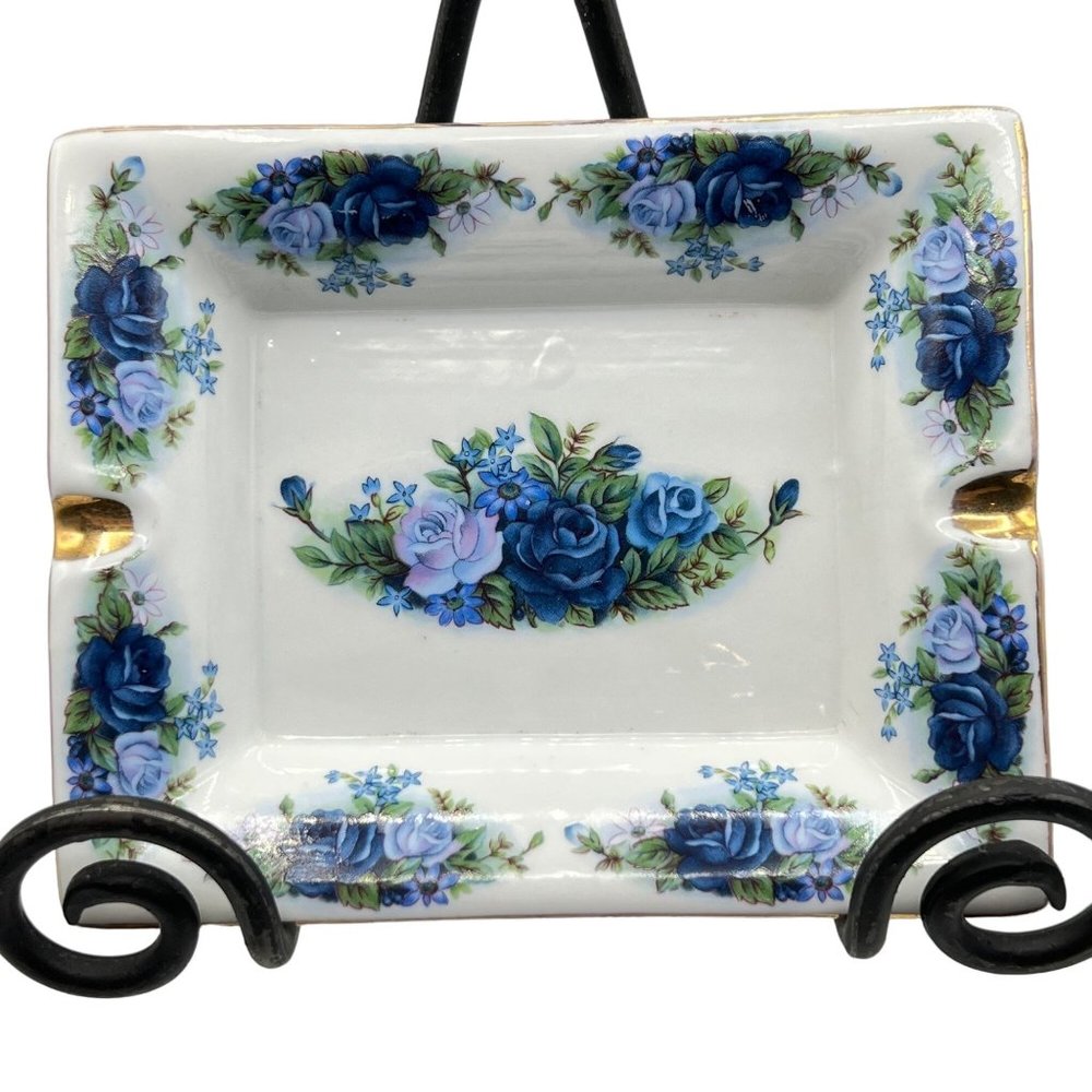 Unbranded Ashtray Blue Floral Transferware Gold Trim Porcelain Tray Vintage Matc